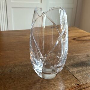 Mikasa Slovenia Finesse Cut Crystal Tulip Vase